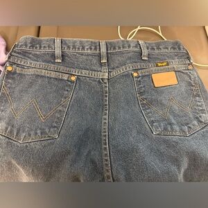 Men’s Wrangler jeans